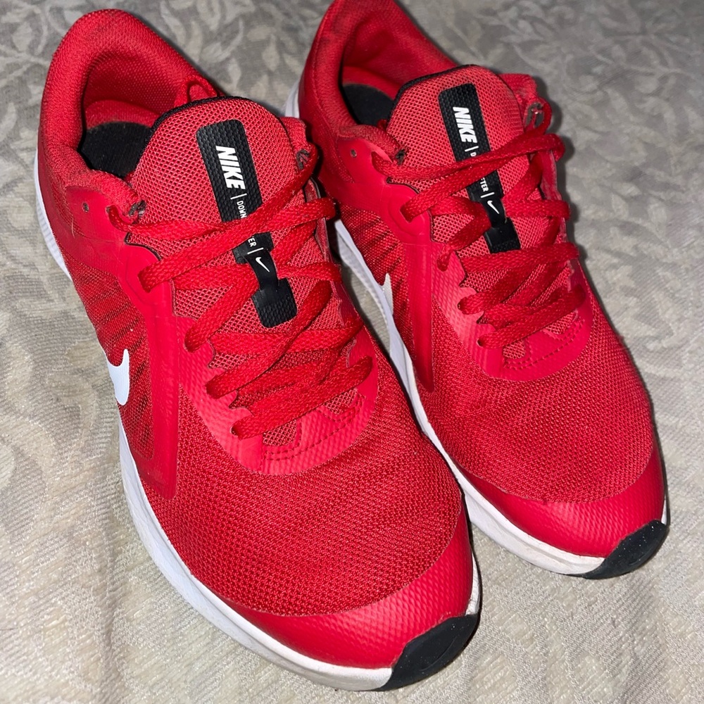 Nike Downshifter 10 GS Running Trainers Sneakers Shoes